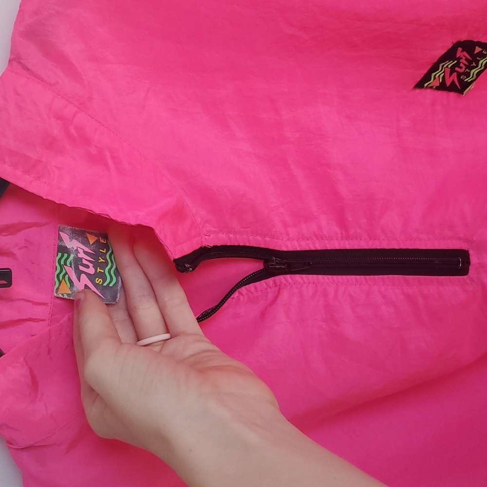 Vintage Surf-Style Hot Pink Windbreaker Suit With matching Pants💗 Hostess Pick - Picture 5 of 13